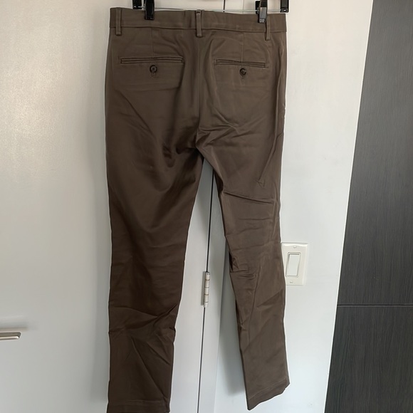 ✨Closet Clearout Flash Sale✨ Banana republic men chino pants - Picture 4 of 4